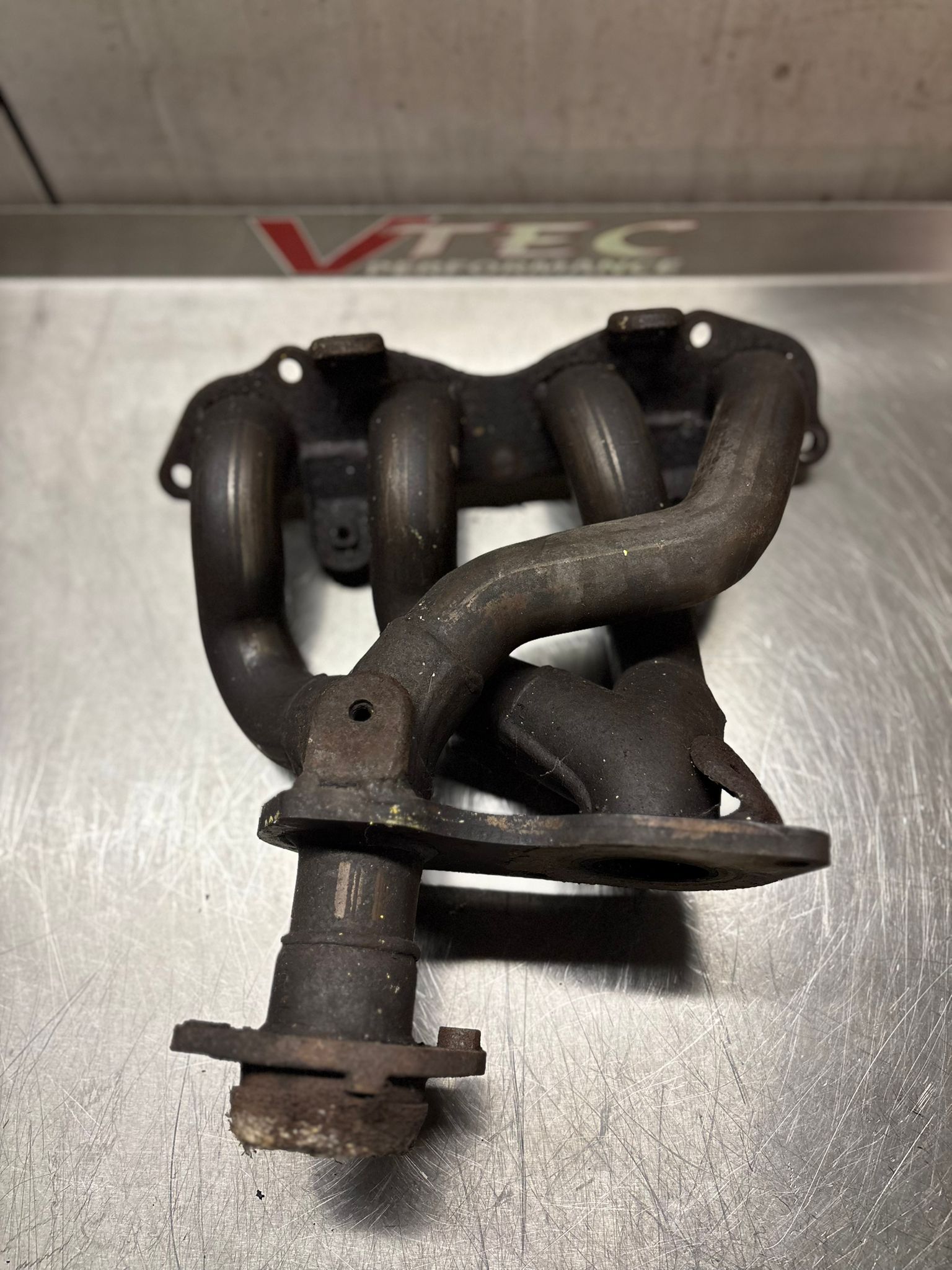 OEM Exhaust Header – Honda Integra Type R DC5 (2001–2006) (Part No. 18 ...