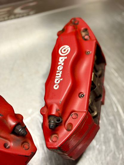 Brembo 4-Pot Front Brakes – Honda Integra Type R DC5 (2001–2006) (Part No. 45018-S6M-J01 / 45022-S6M-J01)