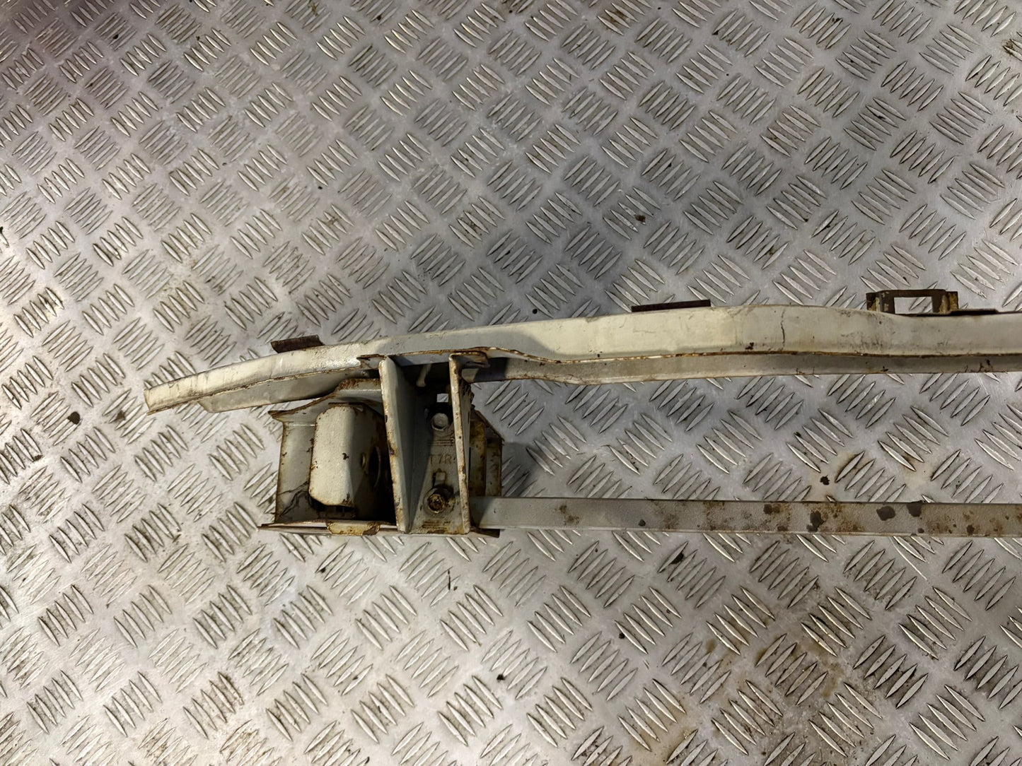 Honda Integra Type R DC2 Front Bumper Support Bar 1995–2000 (71130-ST7-Z00)