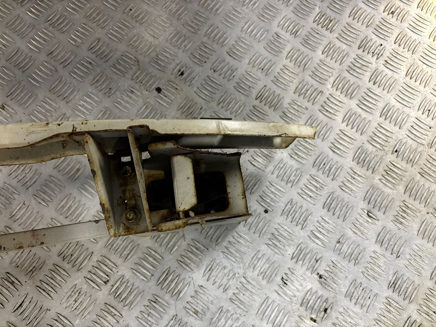 Honda Integra Type R DC2 Front Bumper Support Bar 1995–2000 (71130-ST7-Z00)