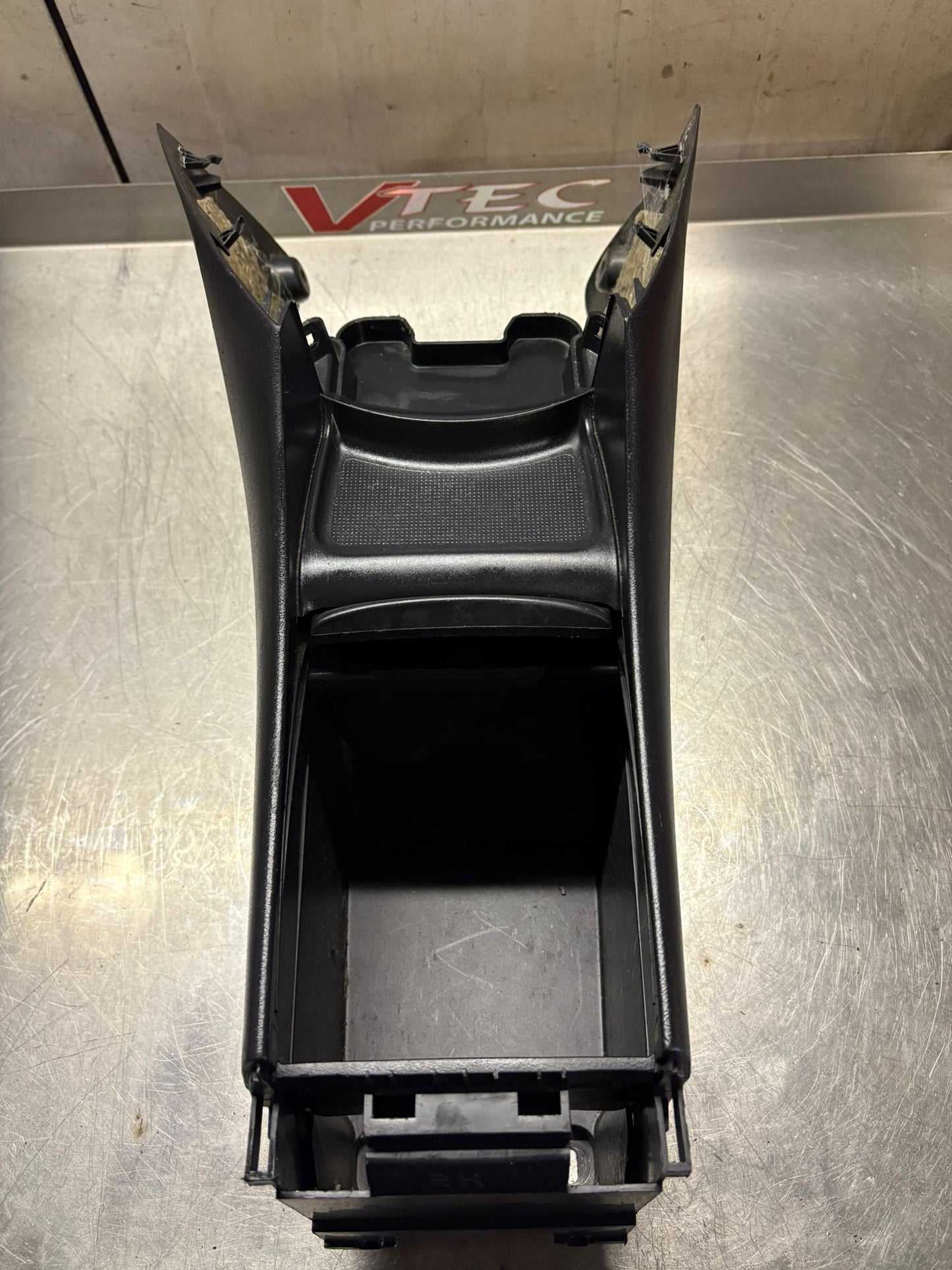 Honda Civic Type R EP3 Centre Pocket / Cup Holder 2001–2006 (77230-S5T-E01ZA)