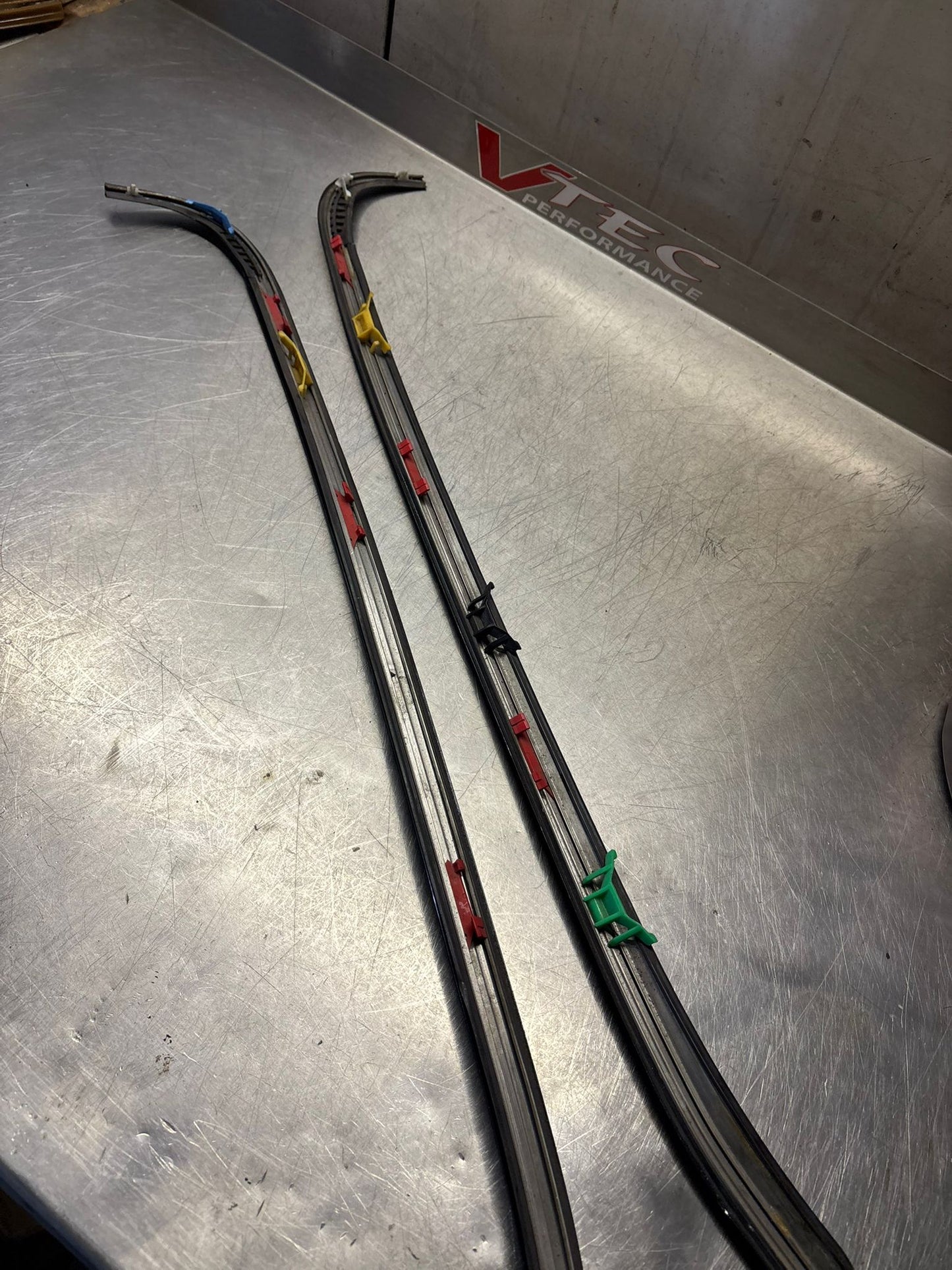 Honda Integra Type R DC2 Front Windscreen Trim Set 1995–2000 (73150-ST7-003/73160-ST7-003)