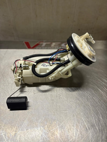 Honda Integra DC5 / Civic EP3 Fuel Pump Assembly 2001–2006 (17040-S6M-R30)