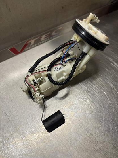 Honda Integra DC5 / Civic EP3 Fuel Pump Assembly 2001–2006 (17040-S6M-R30)