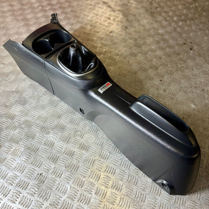 Honda Integra Type R DC5 Centre Console Section 2001–2004 (83401-S6M-A01ZA)