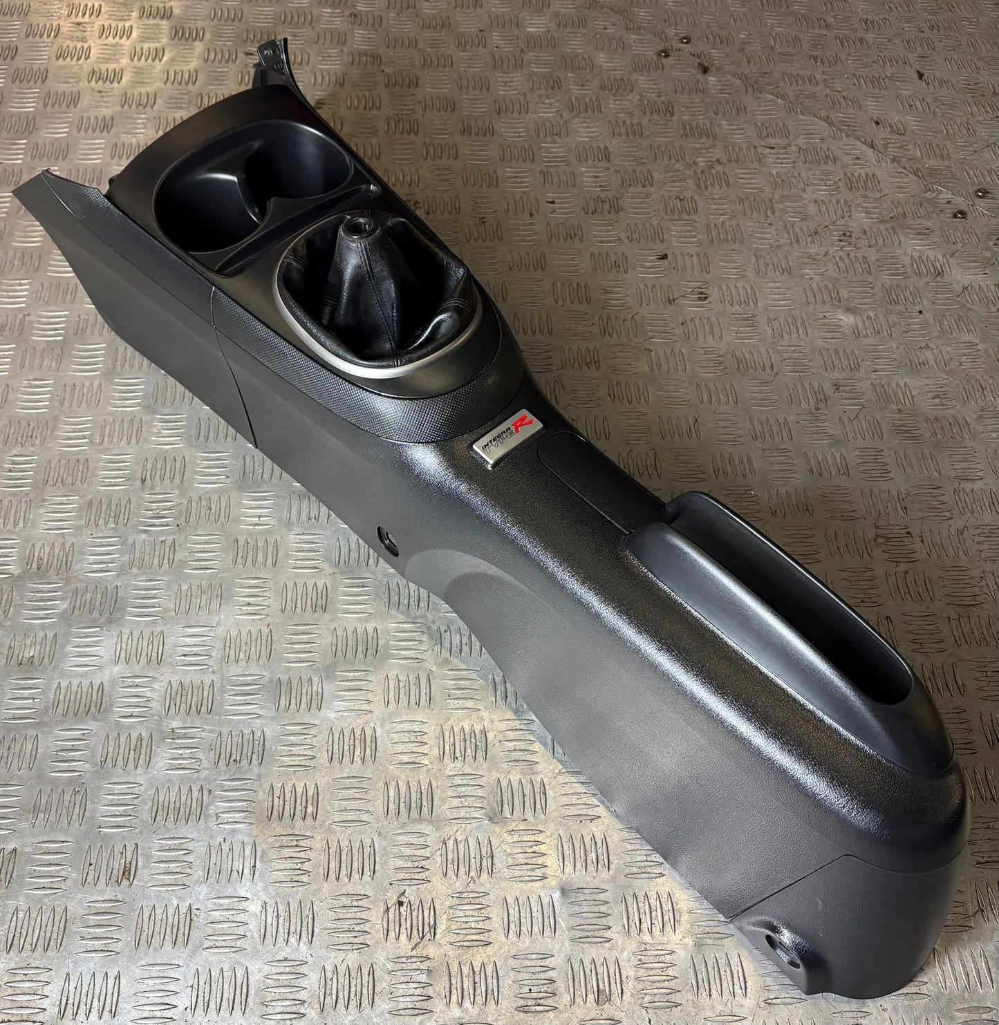 Honda Integra Type R DC5 Centre Console Section 2001–2004 (83401-S6M-A01ZA)
