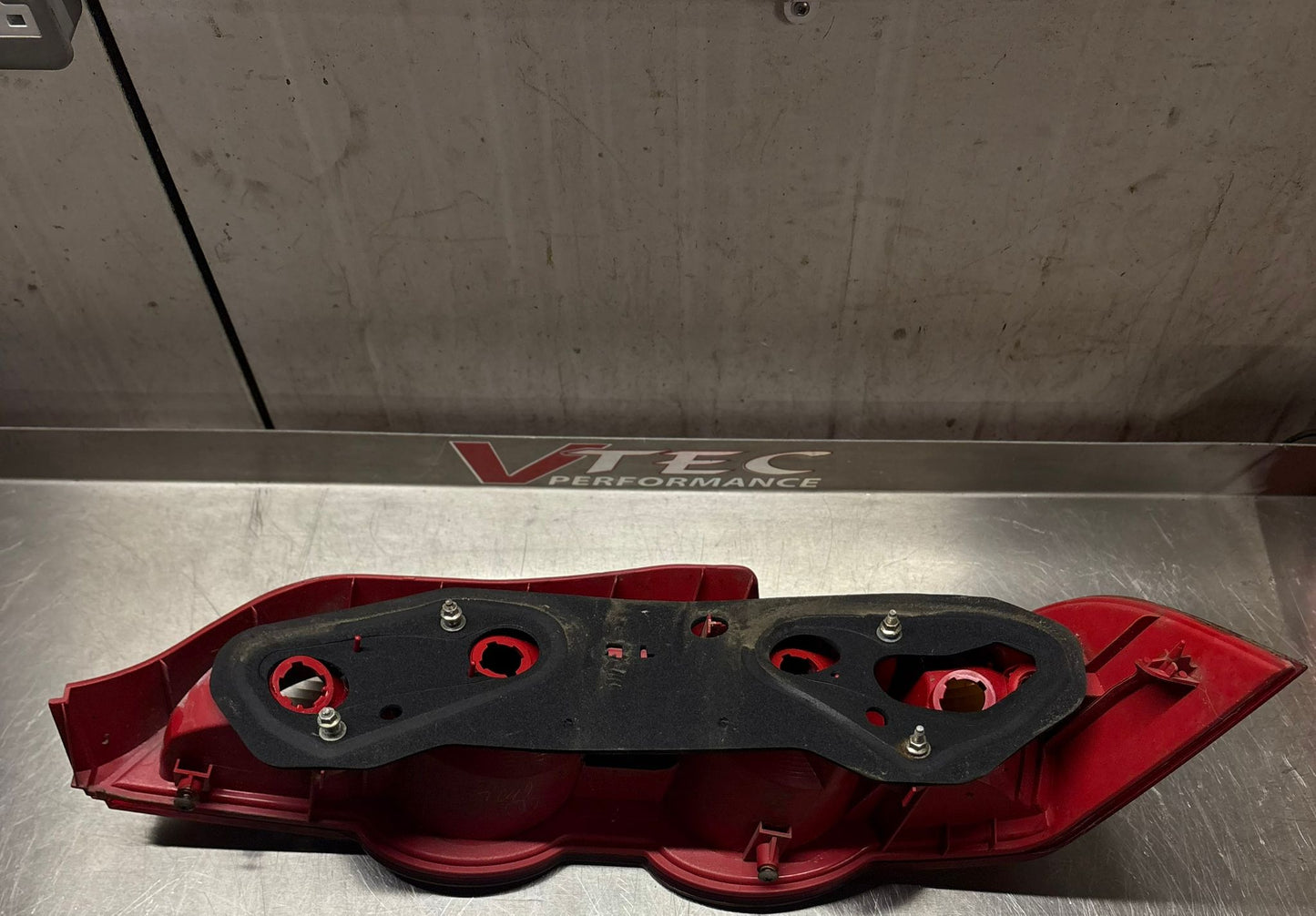 Honda Integra Type R DC5 Pre-Facelift Rear Left Taillight (06355-S6M-306)